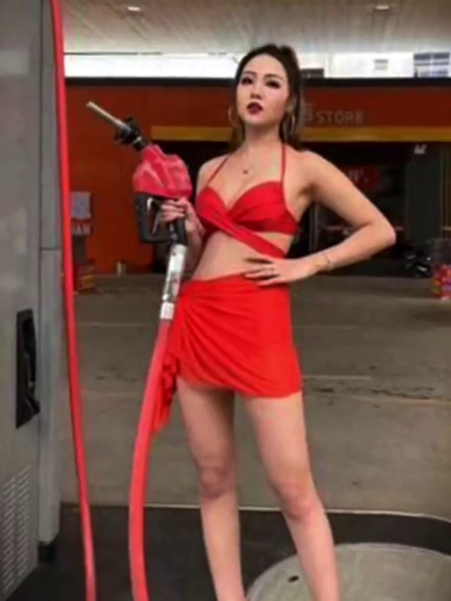 Why gas station attendants in north Korea are always beautiful women